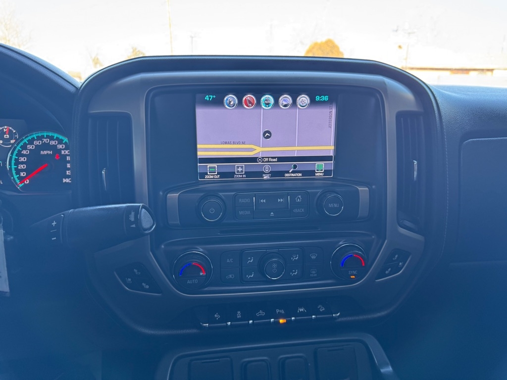 GMC Sierra 1500 Denali Crew Cab Long Box 4WD 2017