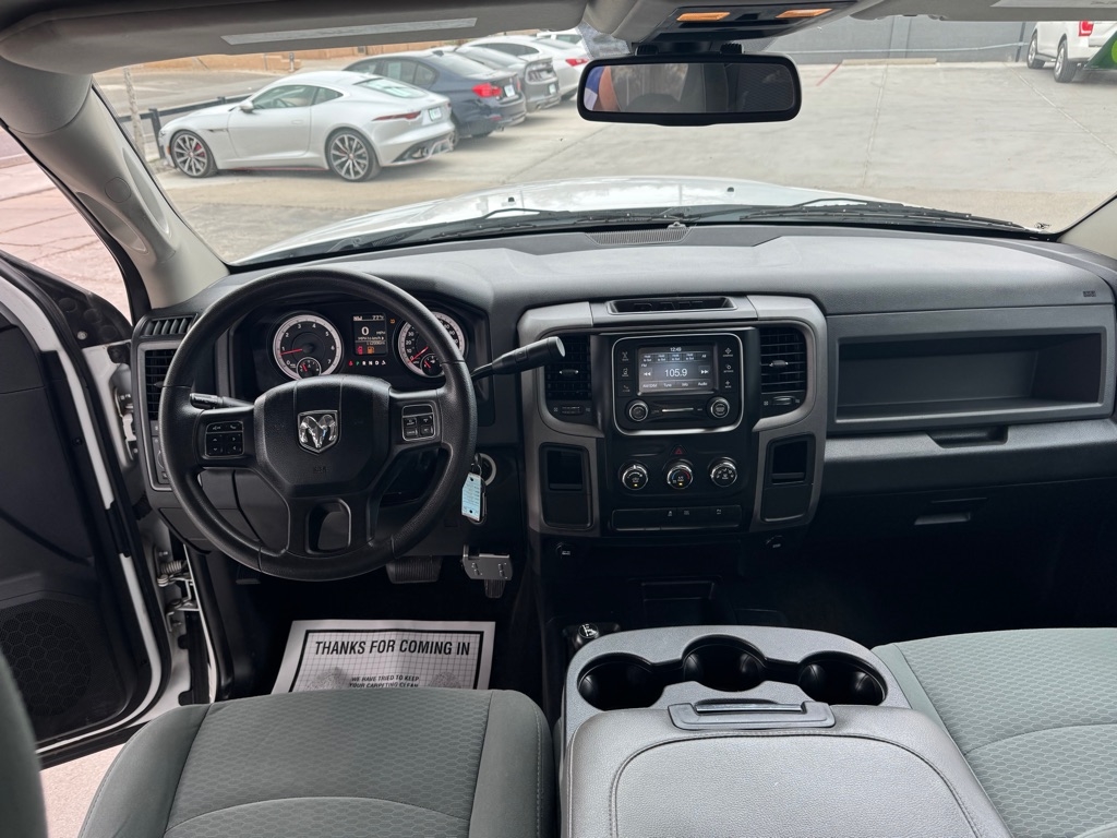 RAM 2500 Tradesman Crew Cab SWB 4WD 2015