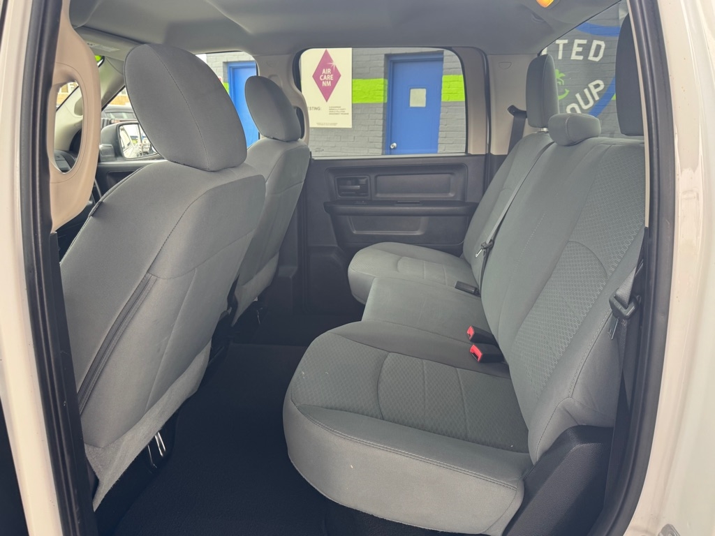 RAM 2500 Tradesman Crew Cab SWB 4WD 2015