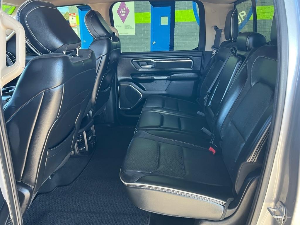 RAM 1500 Laramie Crew Cab SWB 4WD 2019