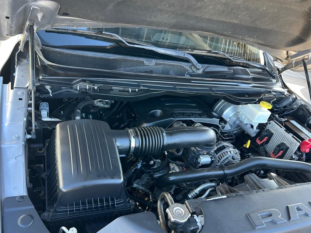 RAM 1500 Laramie Crew Cab SWB 4WD 2019