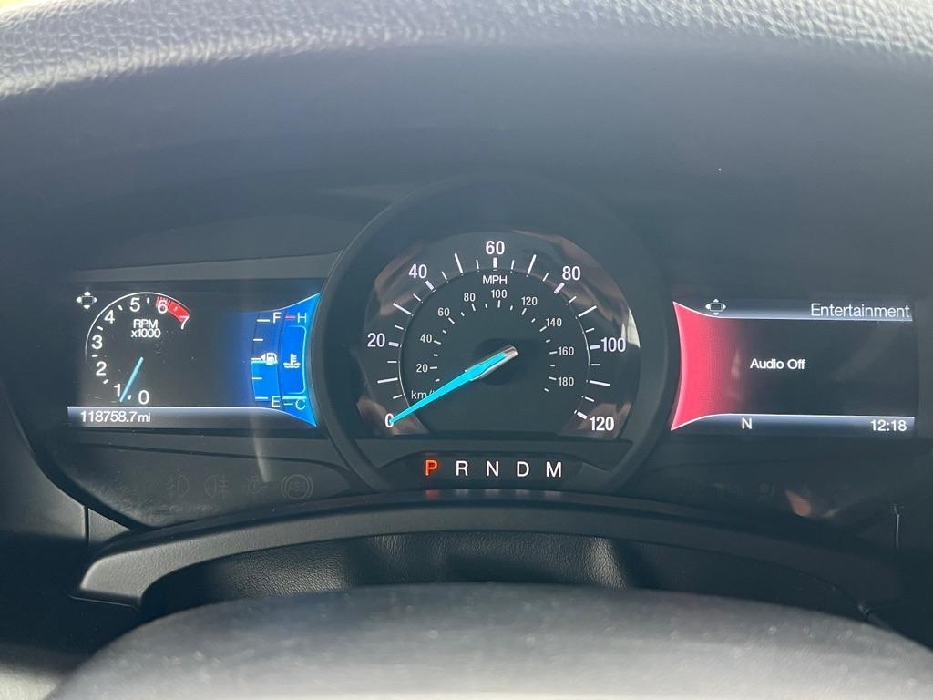 Ford Expedition EL XLT 4WD 2015