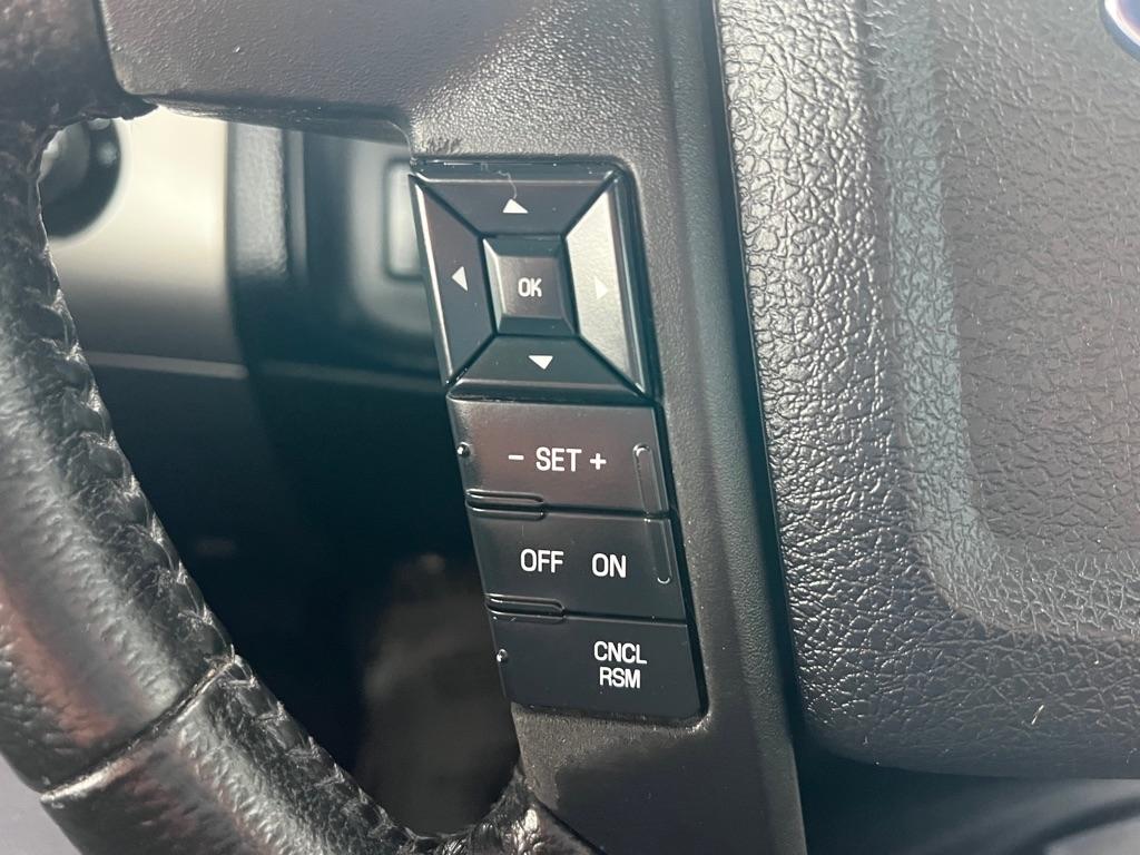 Ford Expedition EL XLT 4WD 2015