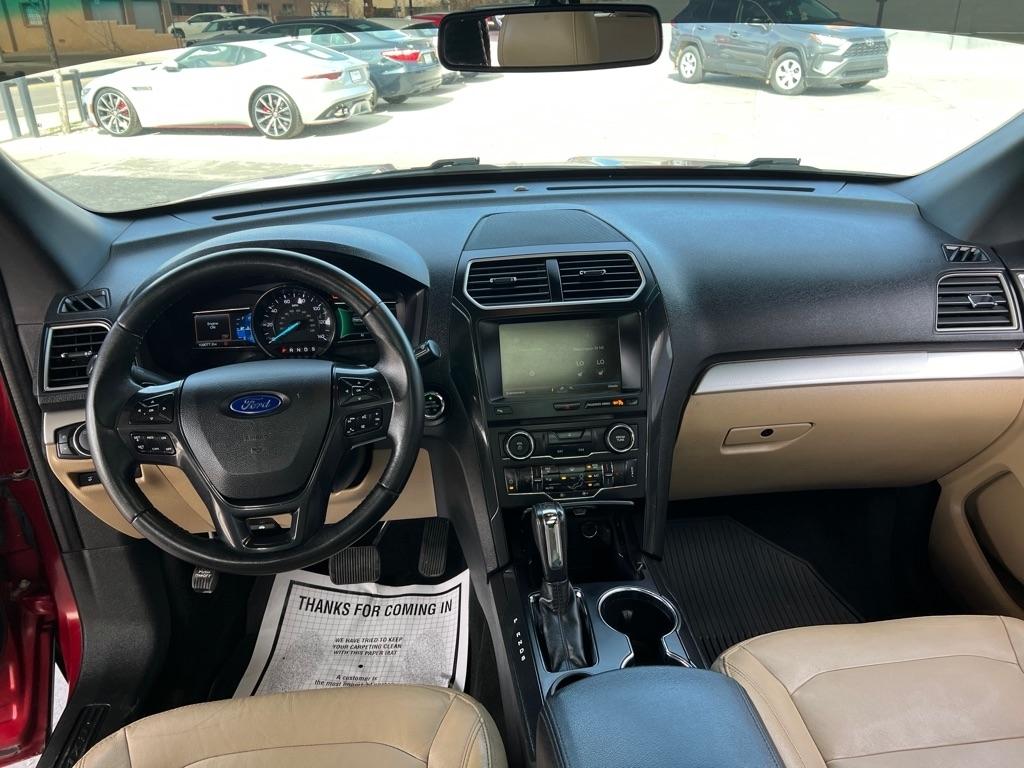 Ford Explorer XLT FWD 2016