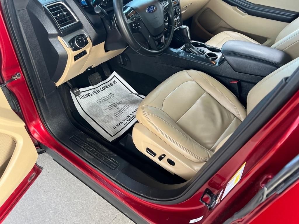 Ford Explorer XLT FWD 2016