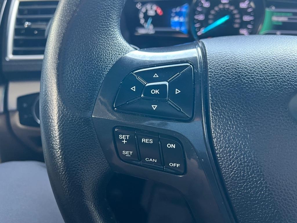 Ford Explorer XLT FWD 2016