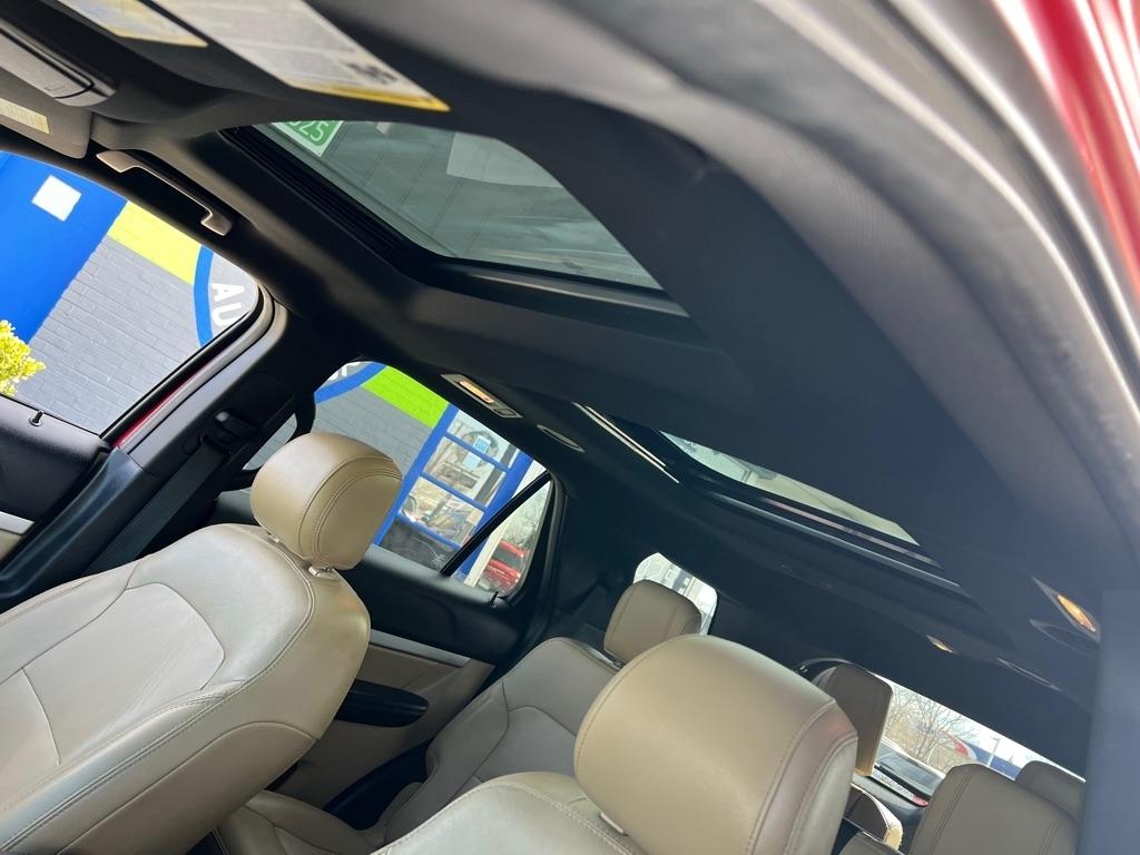 Ford Explorer XLT FWD 2016