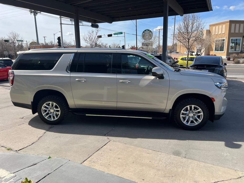 Chevrolet Suburban LS 4WD 2021