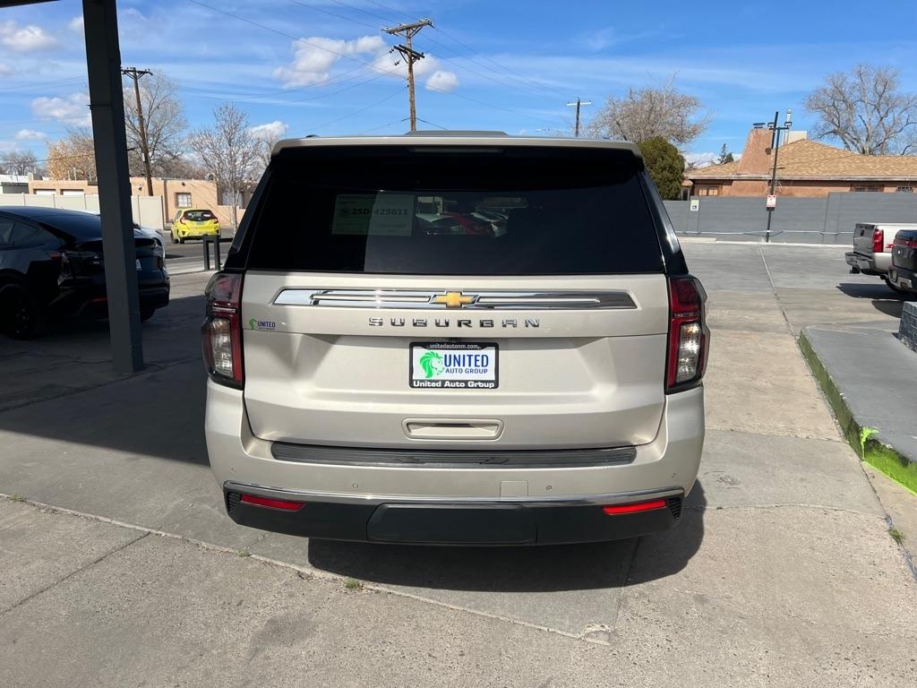 Chevrolet Suburban LS 4WD 2021