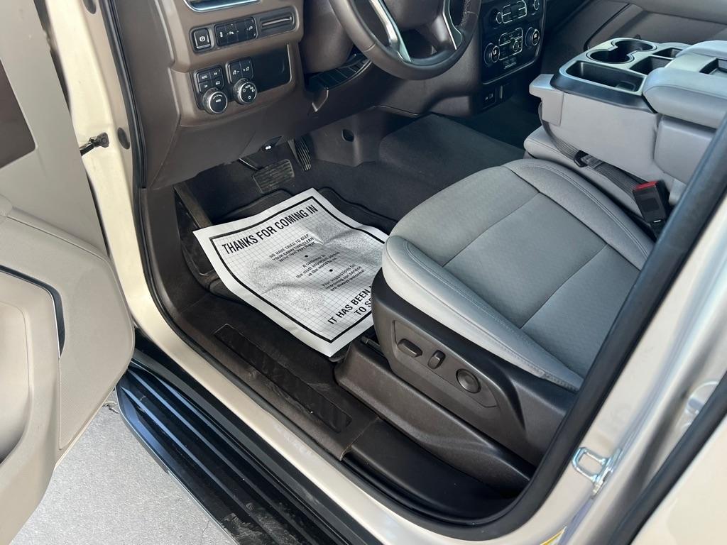 Chevrolet Suburban LS 4WD 2021