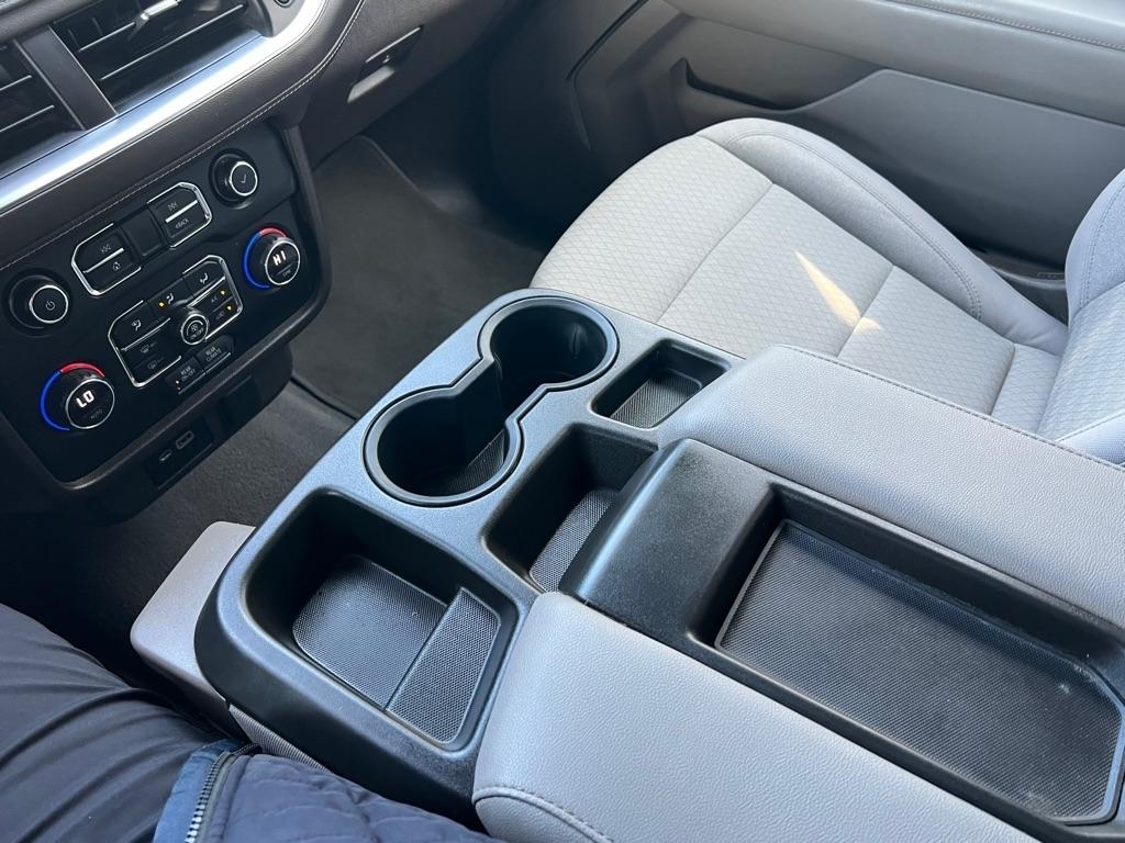 Chevrolet Suburban LS 4WD 2021