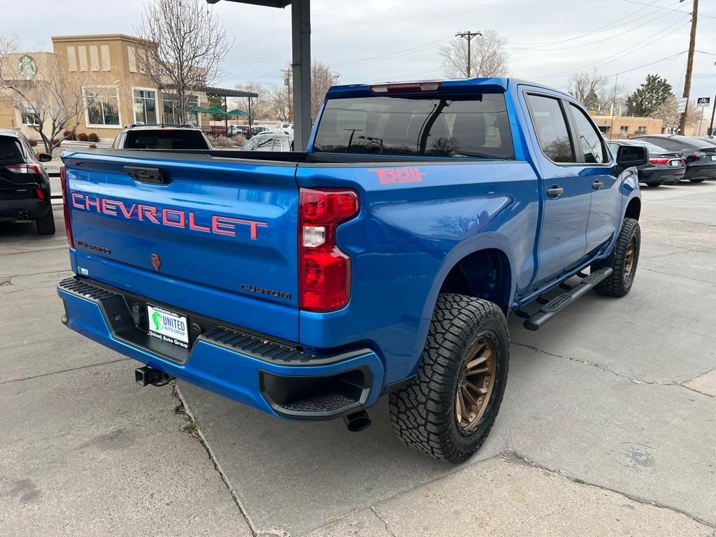 Chevrolet Silverado 1500 Custom Crew Cab 4WD 2022