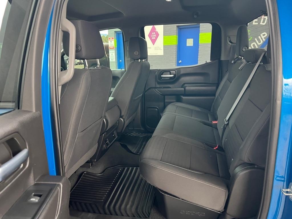 Chevrolet Silverado 1500 Custom Crew Cab 4WD 2022