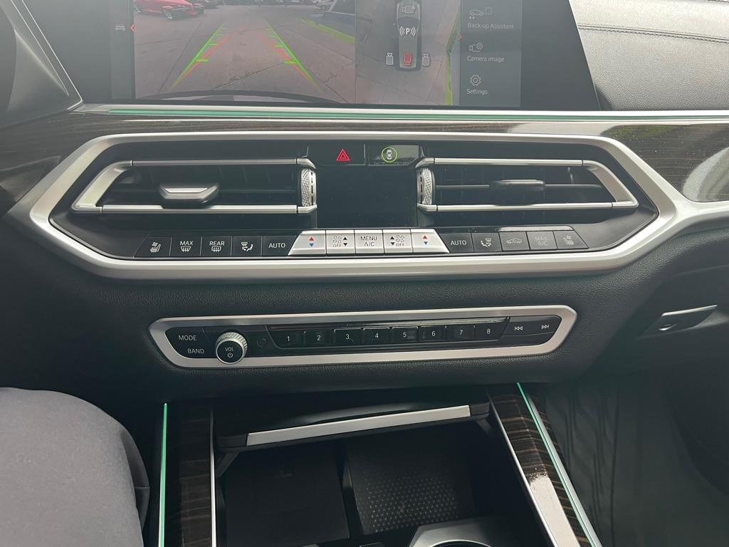 BMW X7  2020