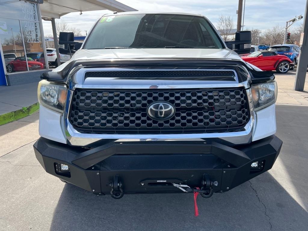Toyota Tundra SR5 5.7L V8 FFV CrewMax 4WD 2018