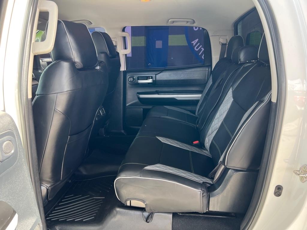 Toyota Tundra SR5 5.7L V8 FFV CrewMax 4WD 2018