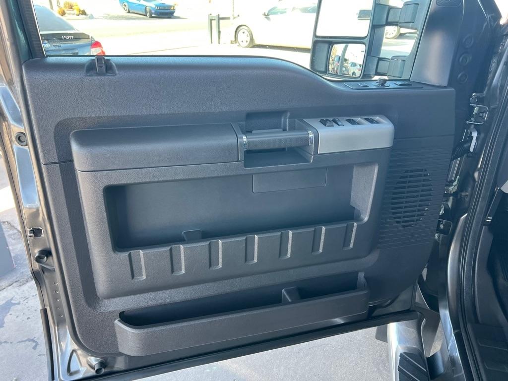 Ford F-450 SD XL Crew Cab DRW 4WD 2016