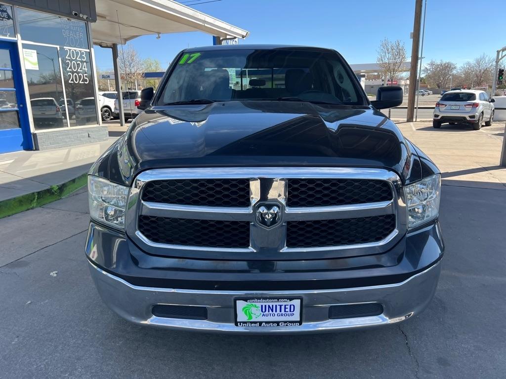 RAM 1500 SLT Quad Cab 2WD 2017