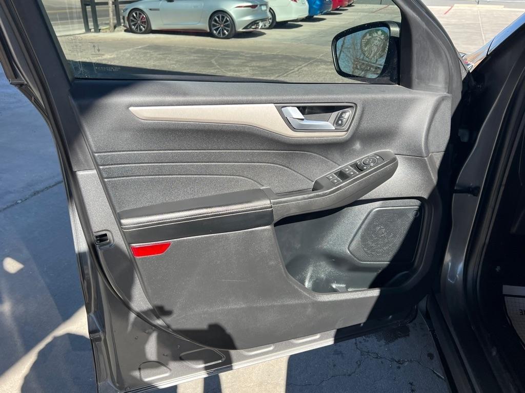 Ford Escape SE AWD 2021