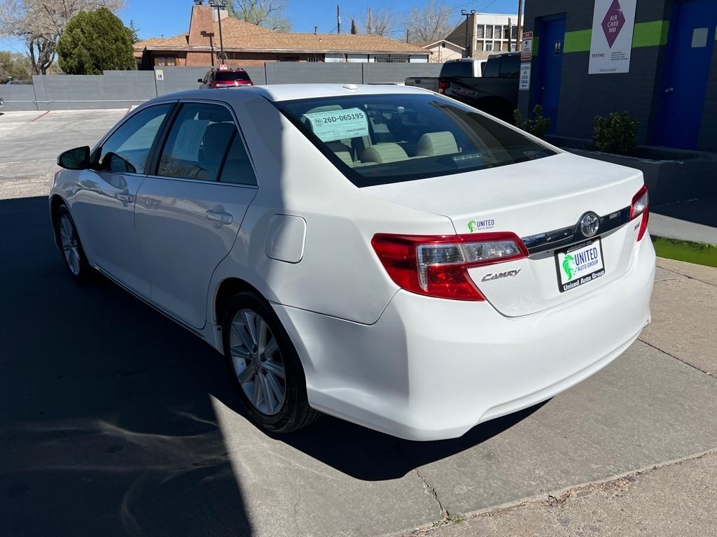 Toyota Camry SE 2012