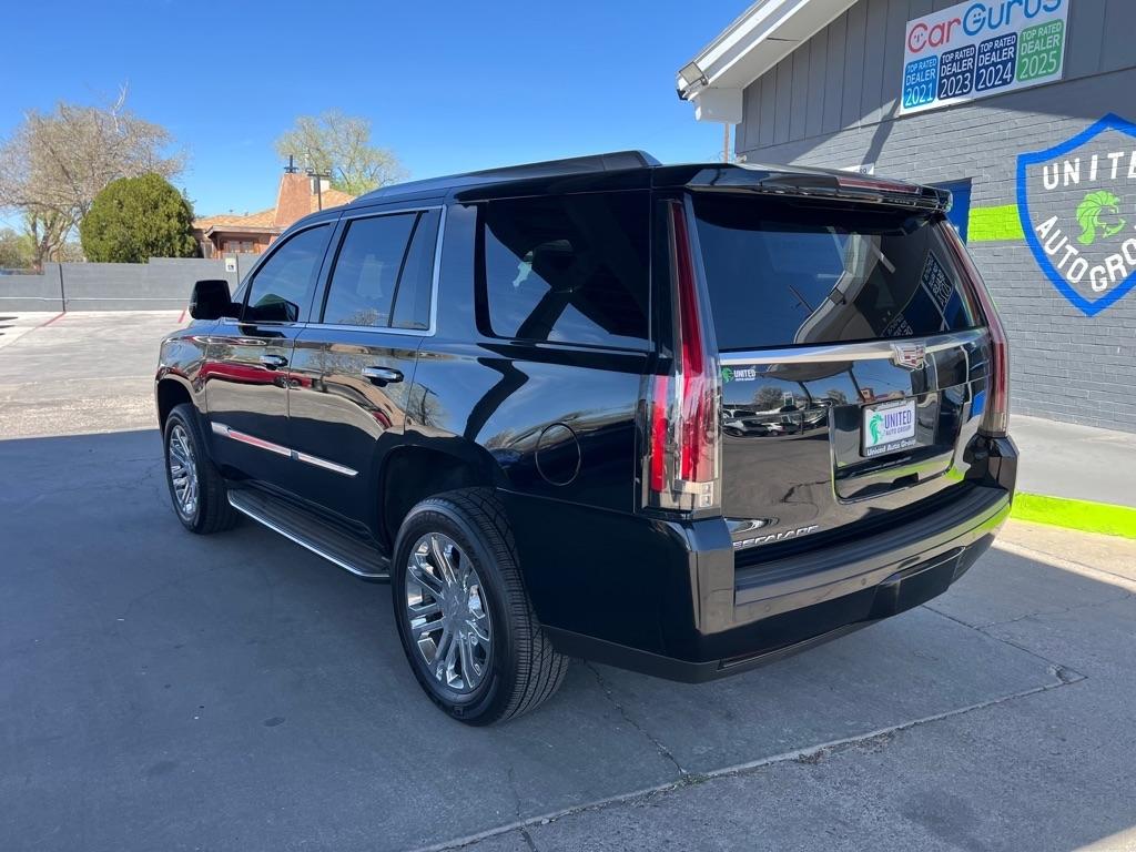 Cadillac Escalade Standard 2WD 2016