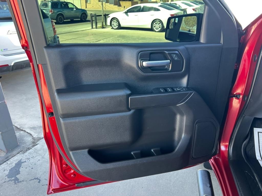 Chevrolet Silverado 1500 Custom Crew Cab Short Box 2WD 2021