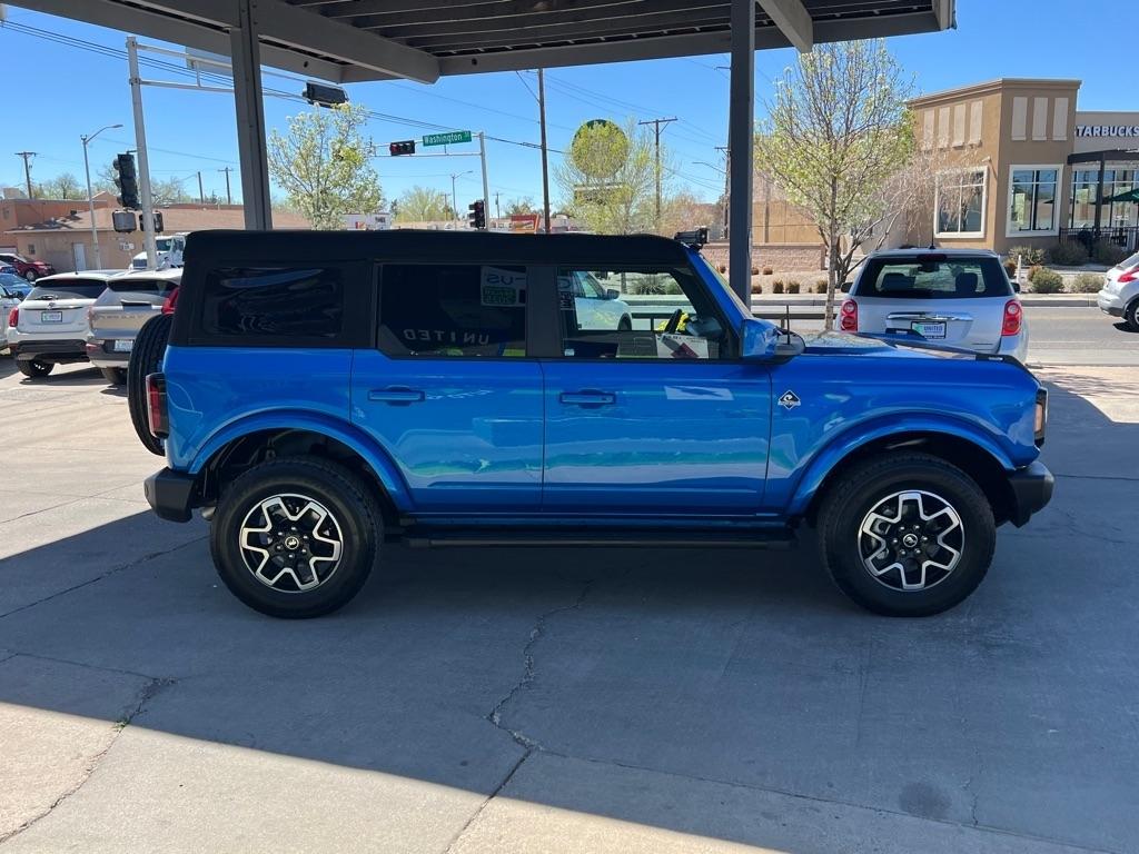 Ford Bronco Outer Banks 4-Door 2024