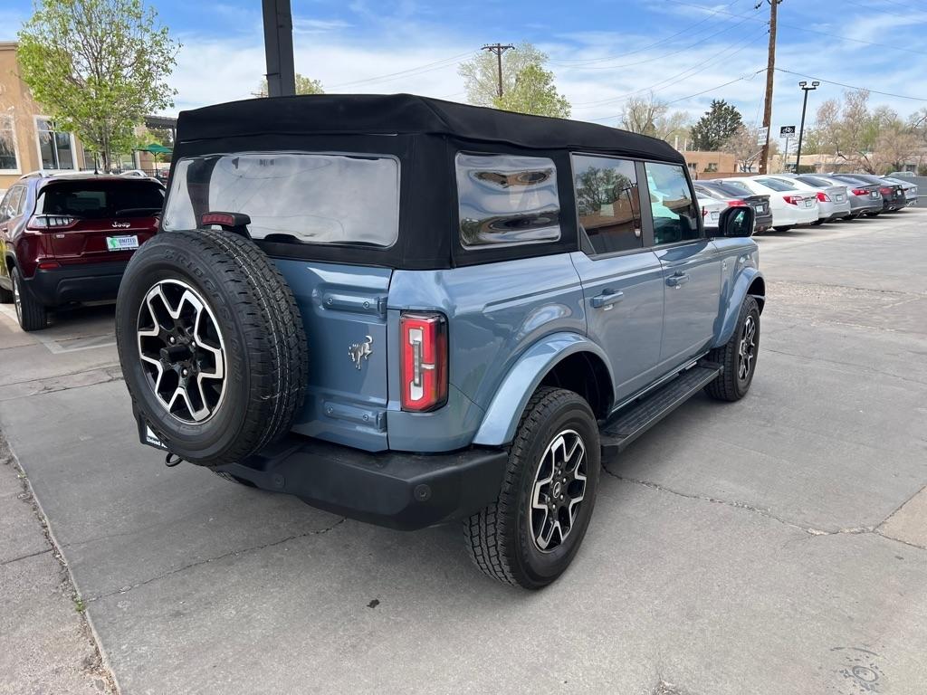 Ford Bronco Base 4-Door w/Advanced 2023