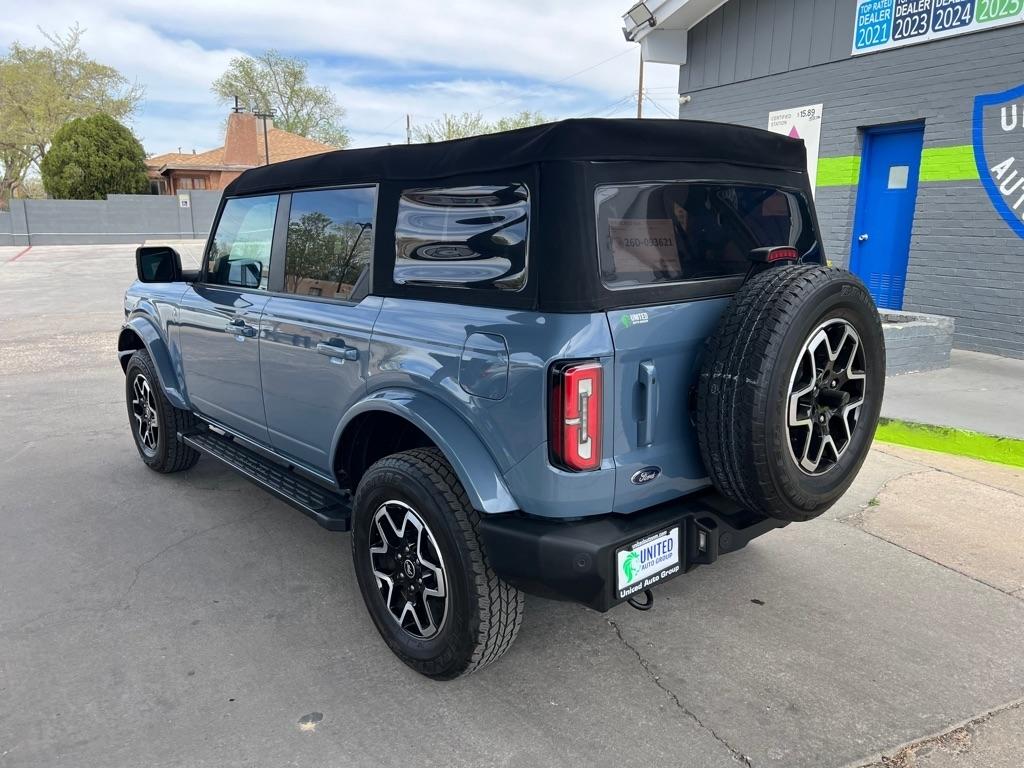 Ford Bronco Base 4-Door w/Advanced 2023