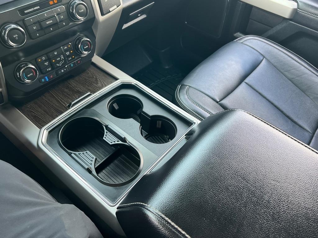 Ford F-350 SD Lariat Crew Cab Long Bed DRW 4WD 2020