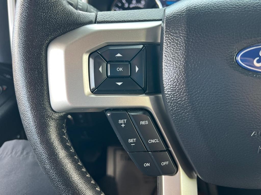 Ford F-350 SD Lariat Crew Cab Long Bed DRW 4WD 2020