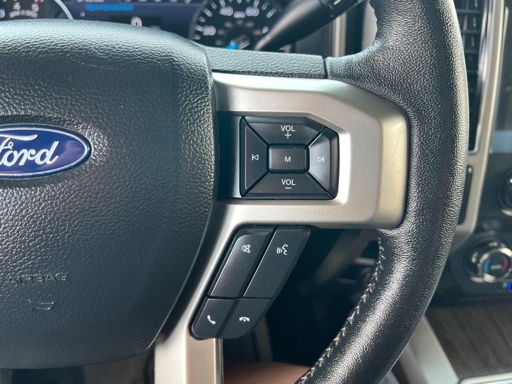 Ford F-350 SD Lariat Crew Cab Long Bed DRW 4WD 2020