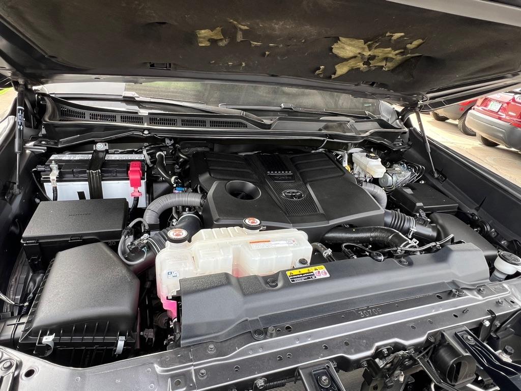 Toyota Tundra Limited CrewMax 4WD 2022