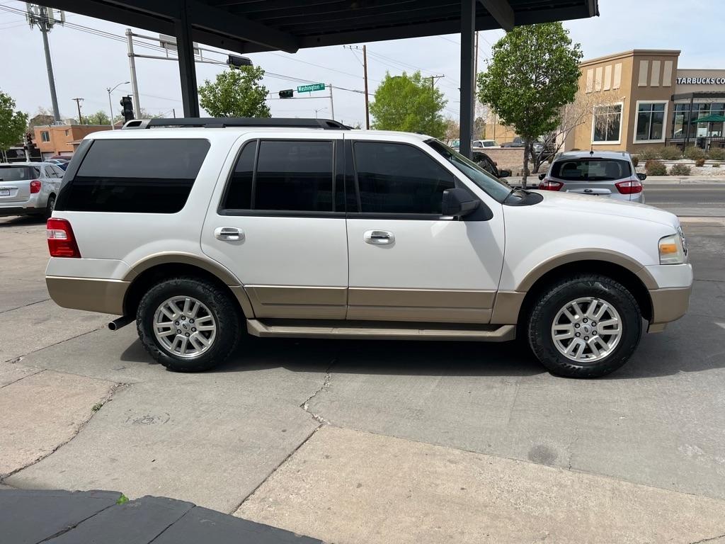 Ford Expedition XLT 4WD 2014