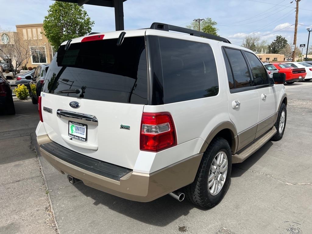 Ford Expedition XLT 4WD 2014