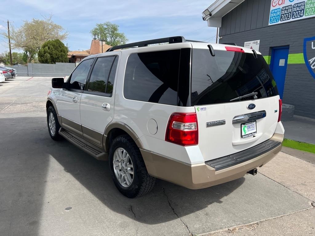 Ford Expedition XLT 4WD 2014