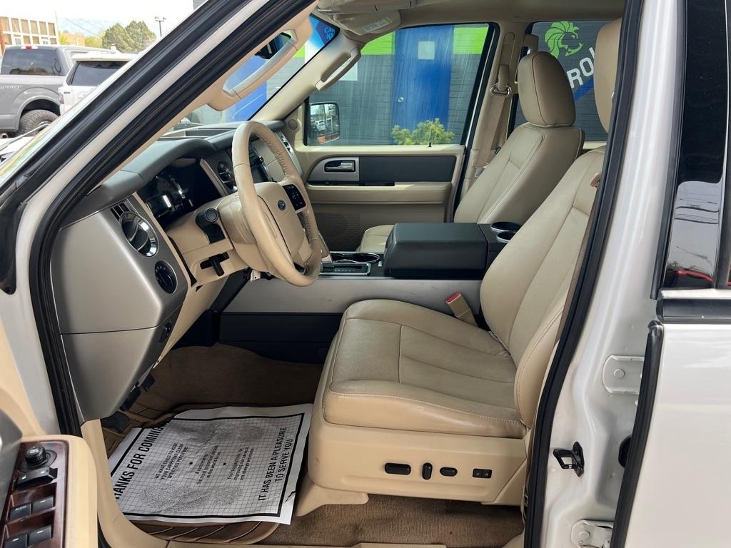 Ford Expedition XLT 4WD 2014