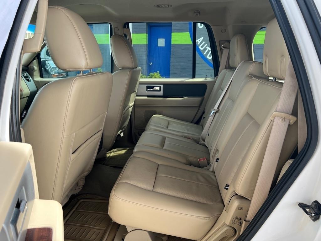 Ford Expedition XLT 4WD 2014