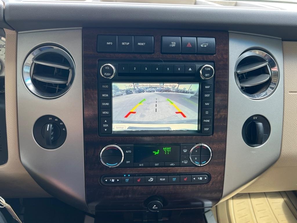 Ford Expedition XLT 4WD 2014