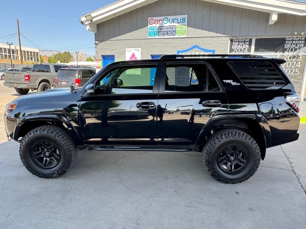 Toyota 4Runner TRD Off-road Premium 4WD 2021