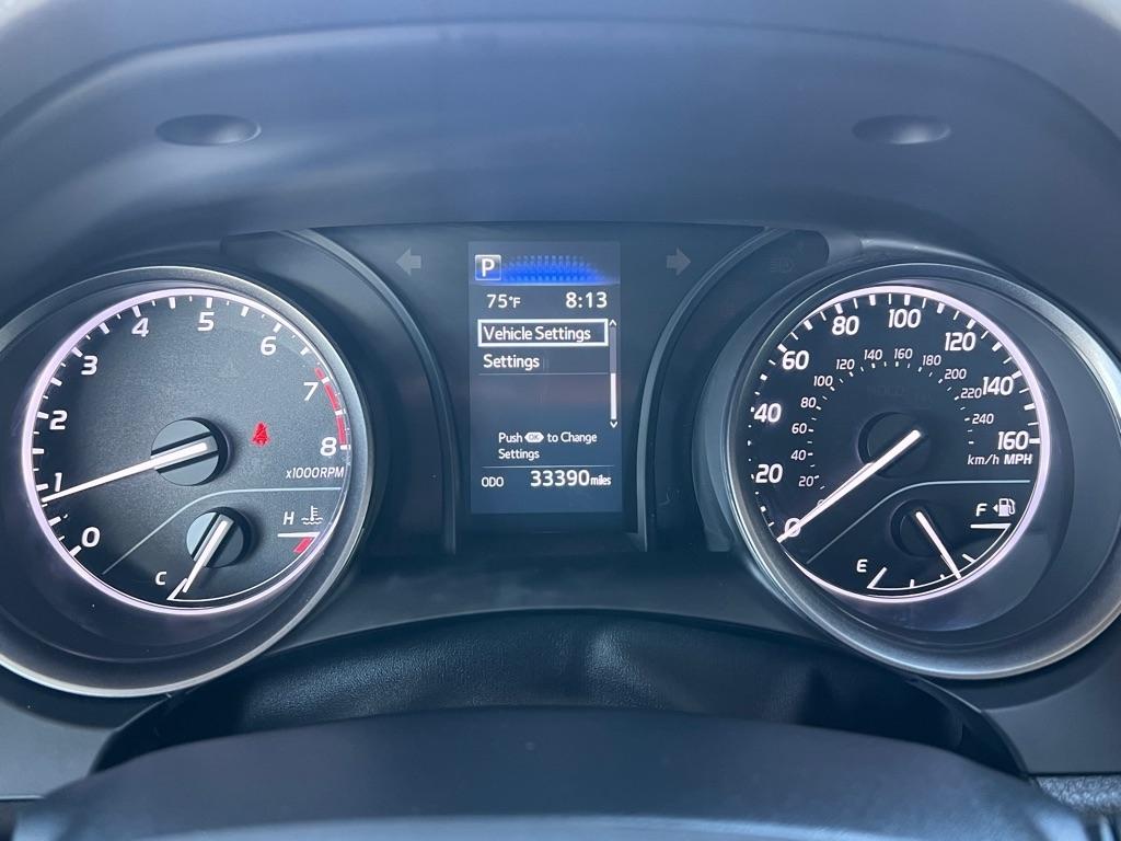 Toyota Camry SE 2023