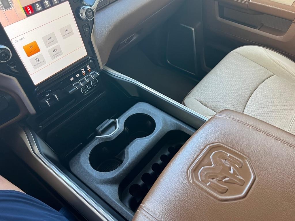 RAM 2500 Laramie Mega Cab 4WD 2022