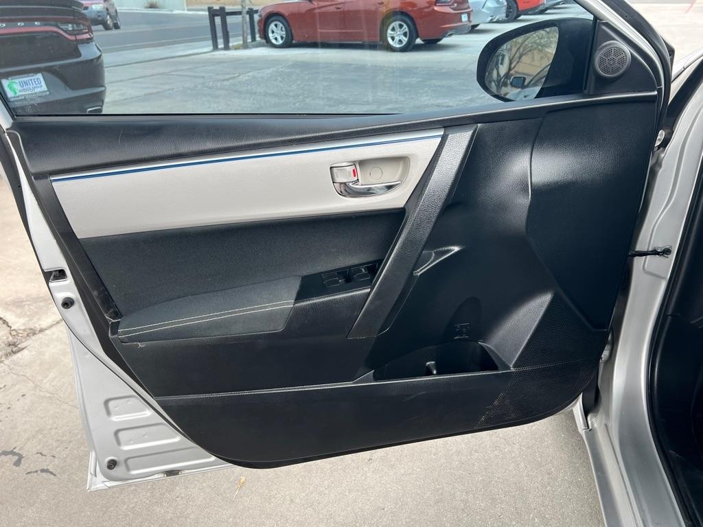 Toyota Corolla LE CVT 2016