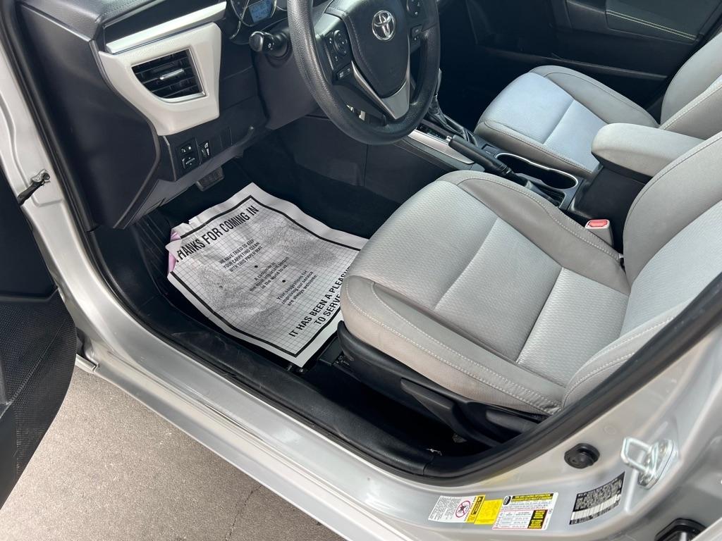 Toyota Corolla LE CVT 2016