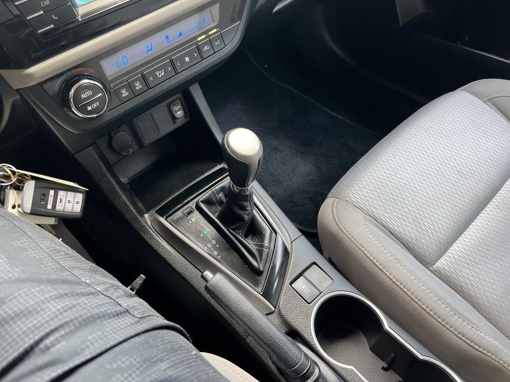 Toyota Corolla LE CVT 2016