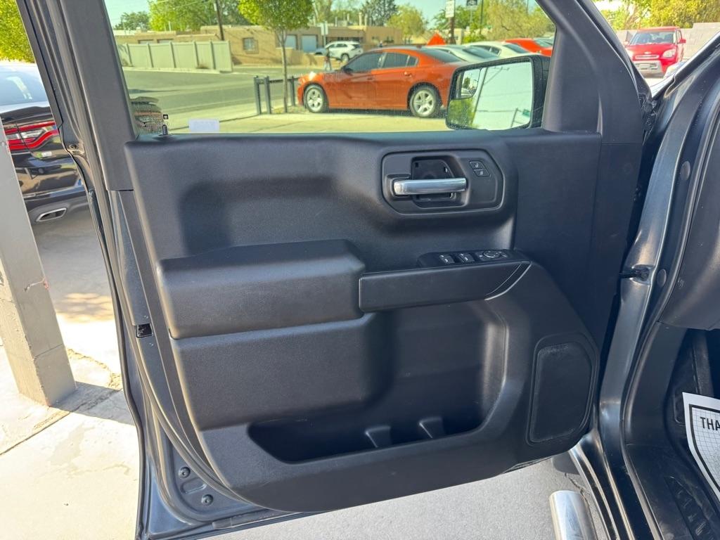 Chevrolet Silverado 1500 Custom Double Cab 4WD 2021