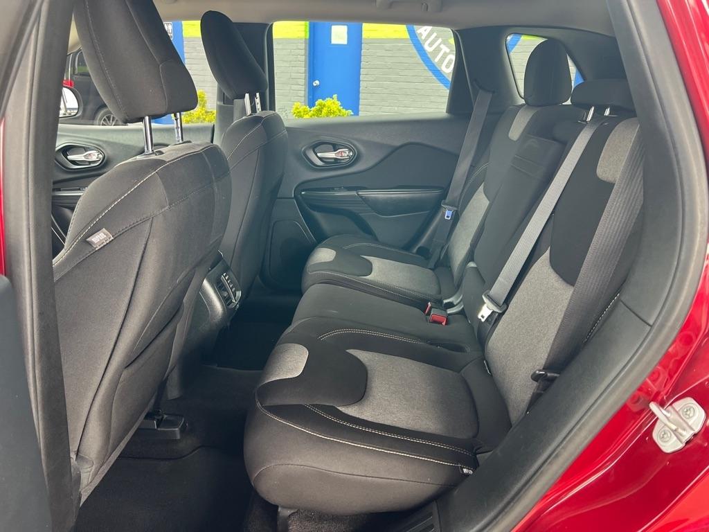 Jeep Cherokee Sport FWD 2015