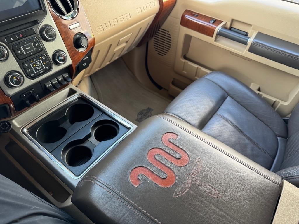 Ford F-250 SD King Ranch Crew Cab 4WD 2015