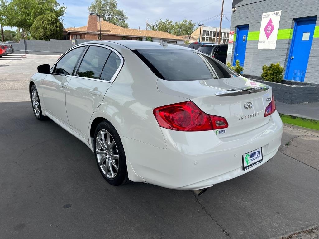 Infiniti G Sedan 37 Sport 6MT 2013