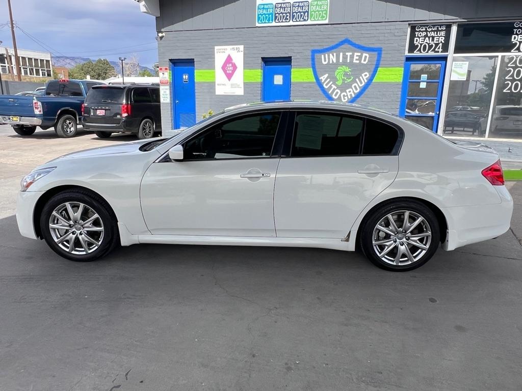 Infiniti G Sedan 37 Sport 6MT 2013